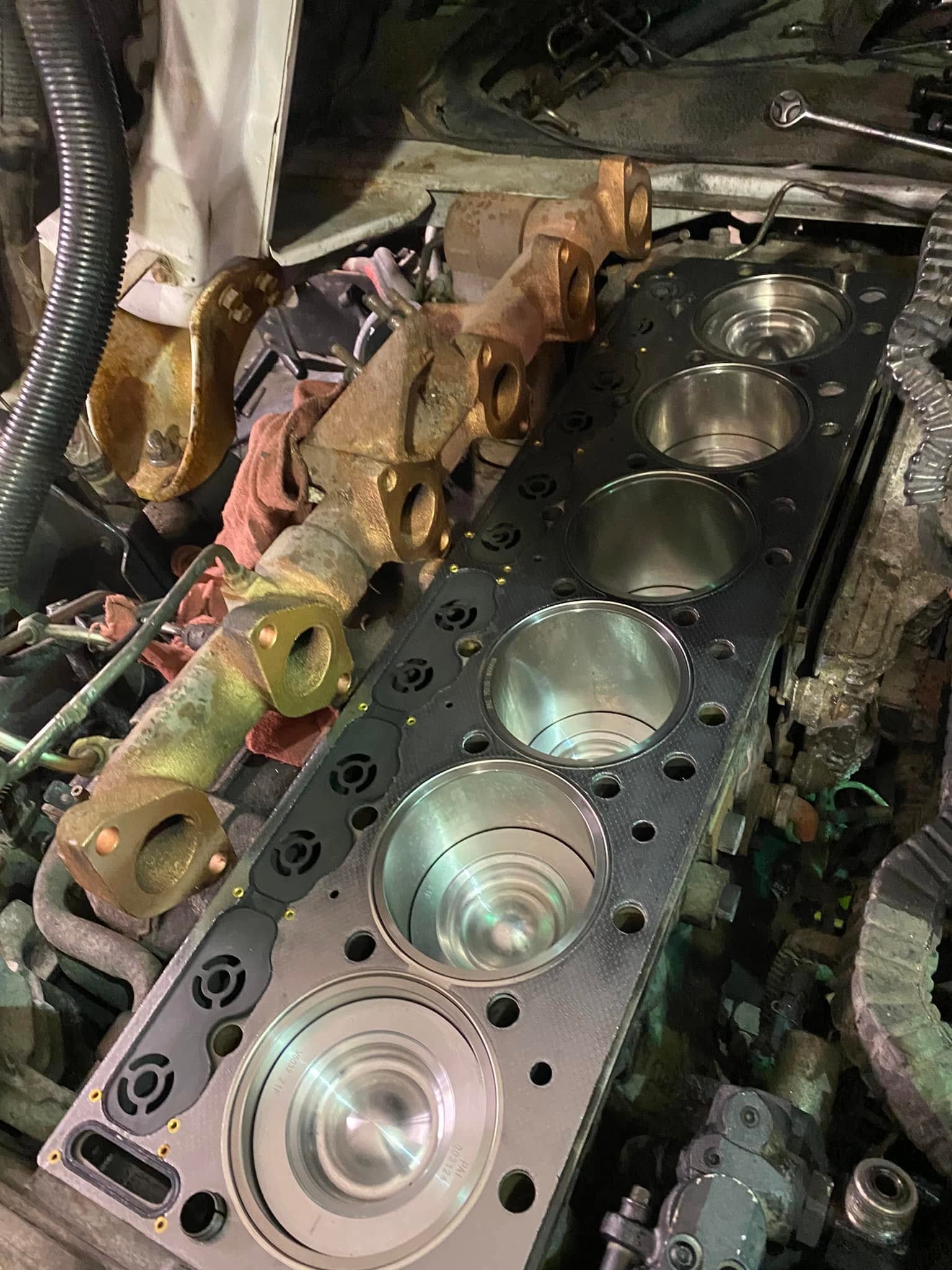 Engine cylinder head and block